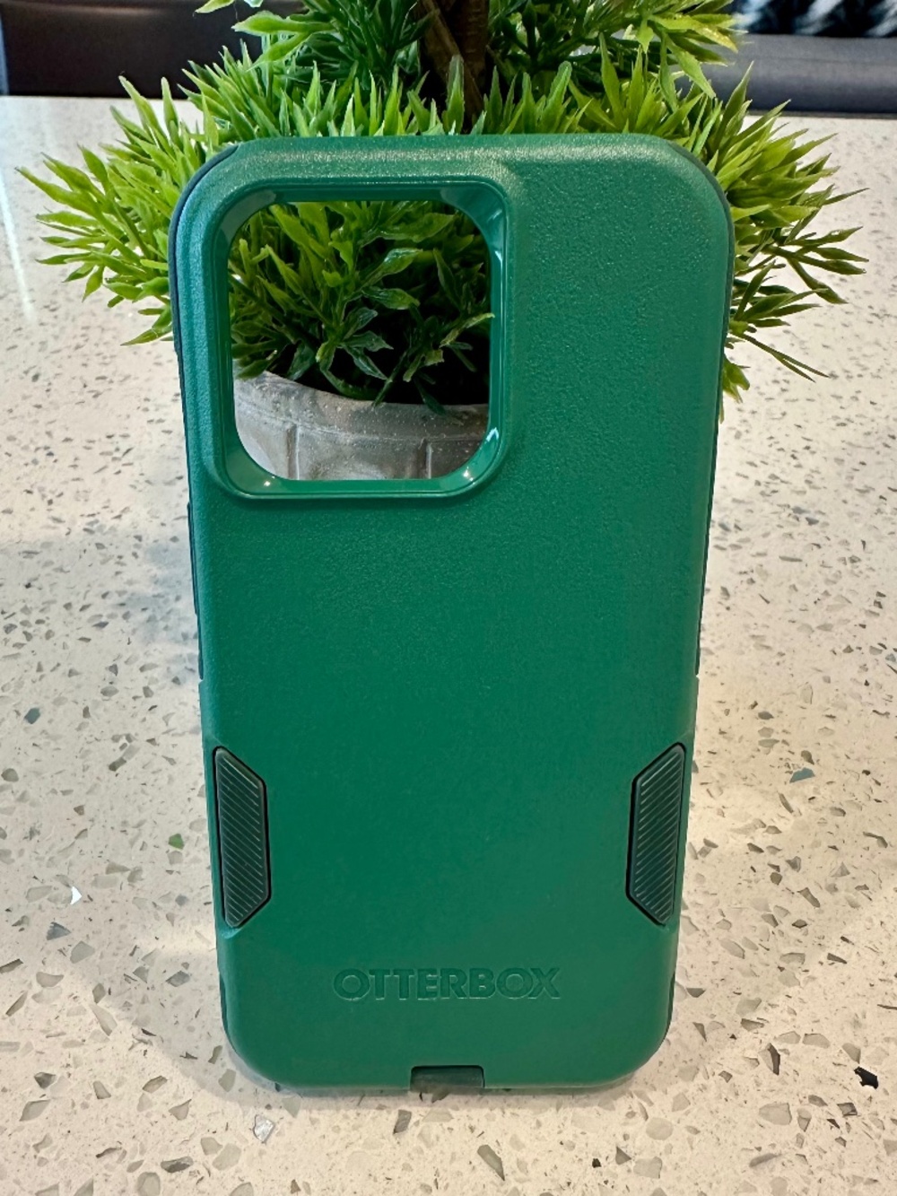 OtterBox iPhone 14 Pro (ONLY) Commuter Series Case